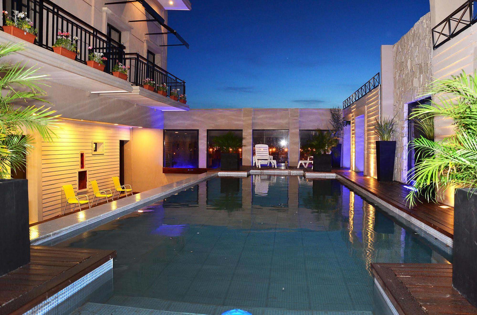 Le Parc Hotel & Suite Villa Maria Luaran gambar